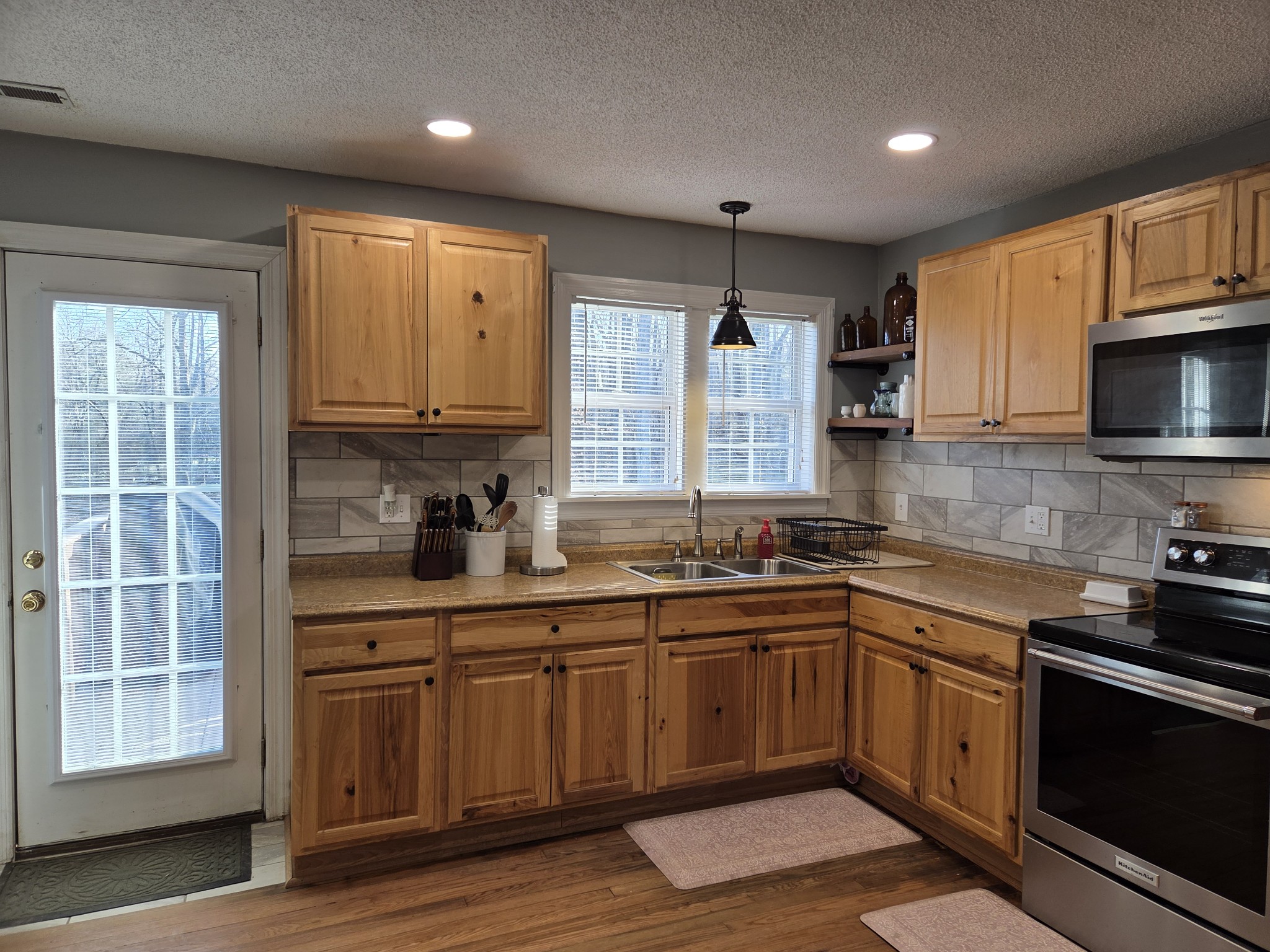 77 Edna Lane Manchester, TN 37355 - Photo 5 of 29