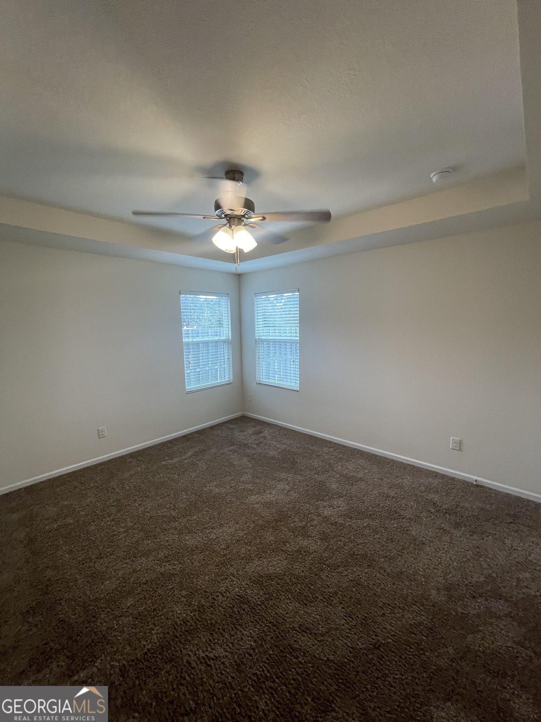 25 Fox Path St. Marys, GA 31558 - Photo 11 of 22 a view of an empty room with a window