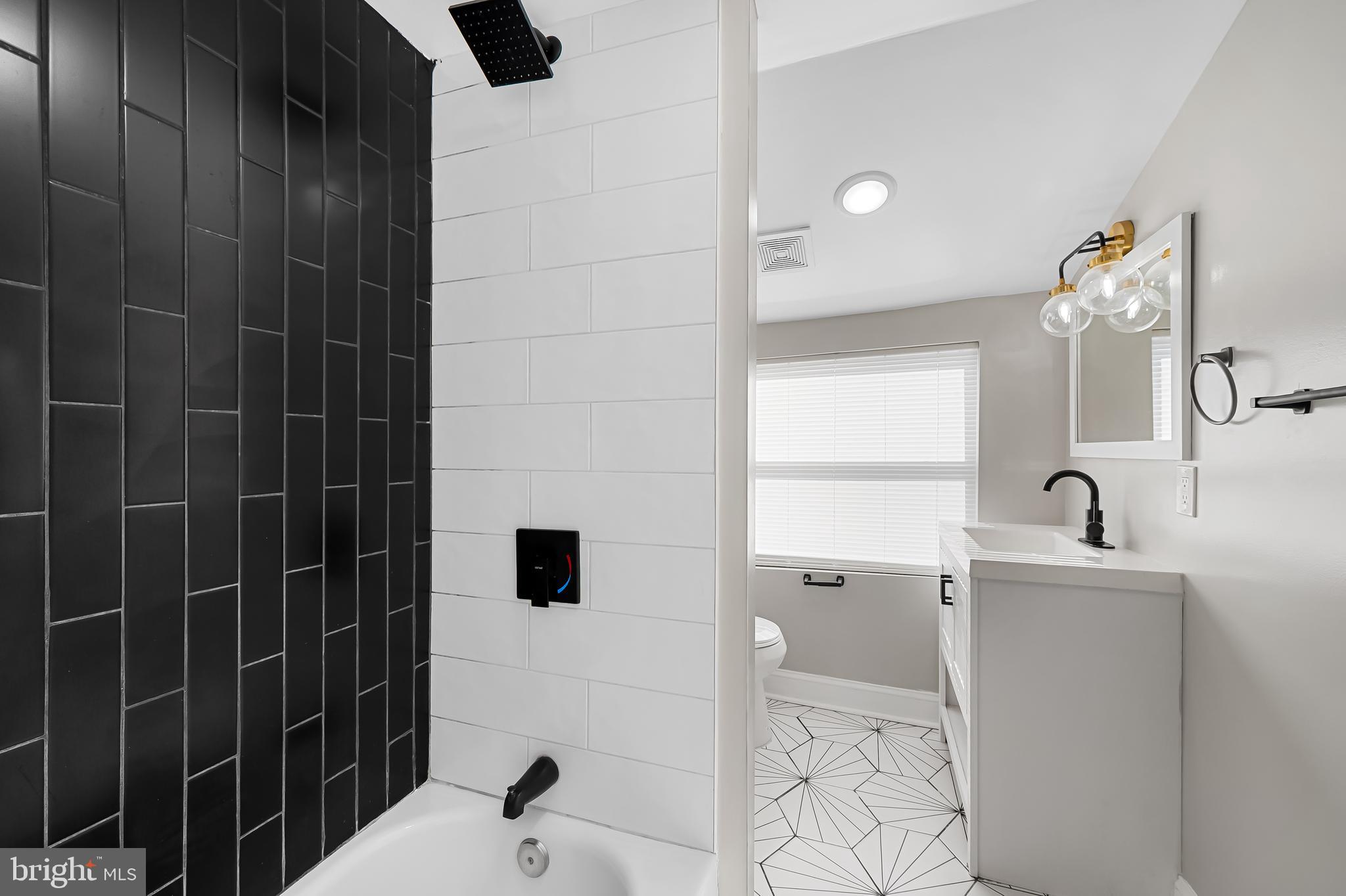 5503 Stuart Avenue Baltimore, MD 21215 - Photo 39 of 51 full bath 4