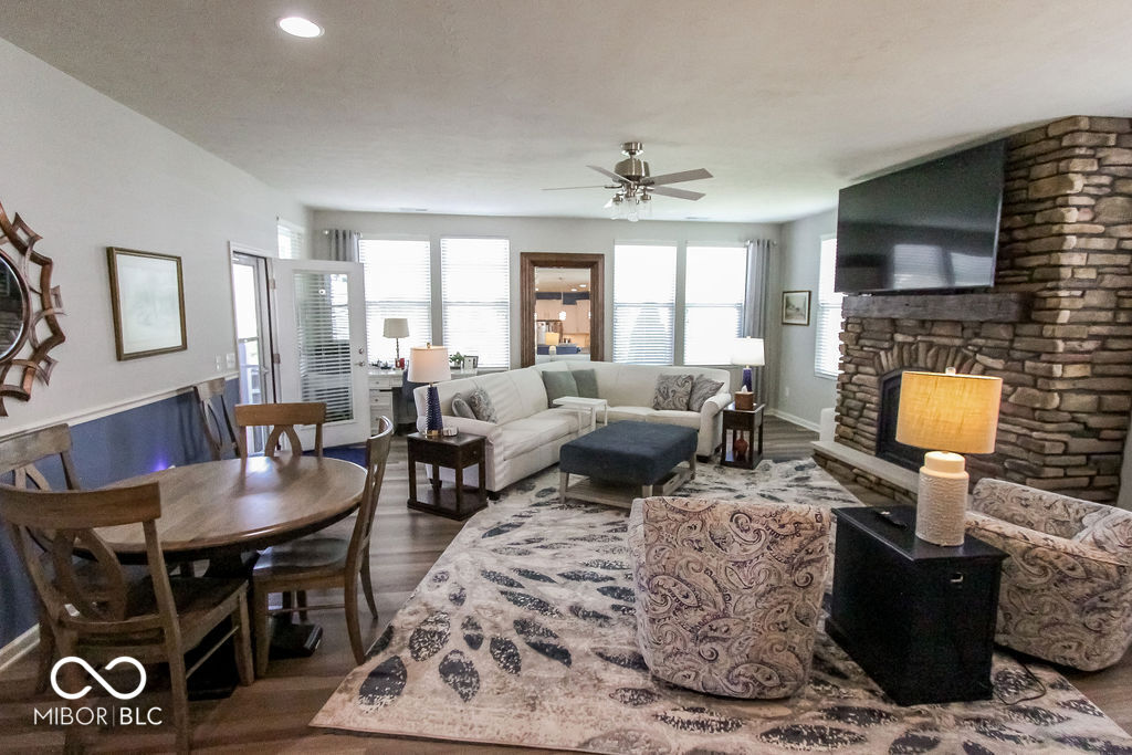 13496 Mosaic Street Fishers, IN 46037 - Photo 13 of 37