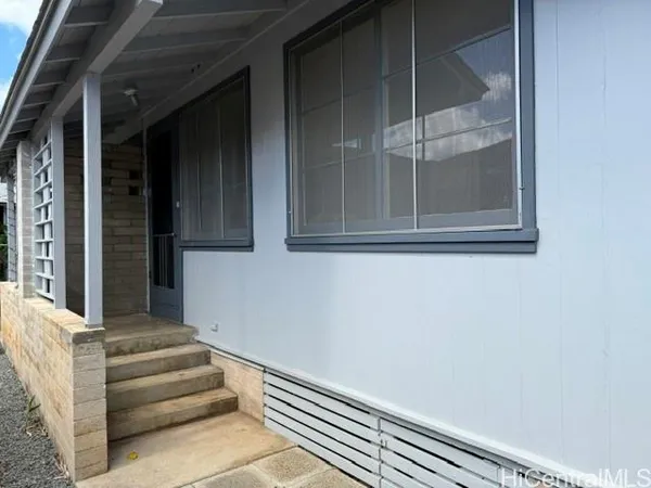$1,750 | 711 Birch Street, Unit 1, Honolulu, HI 96814