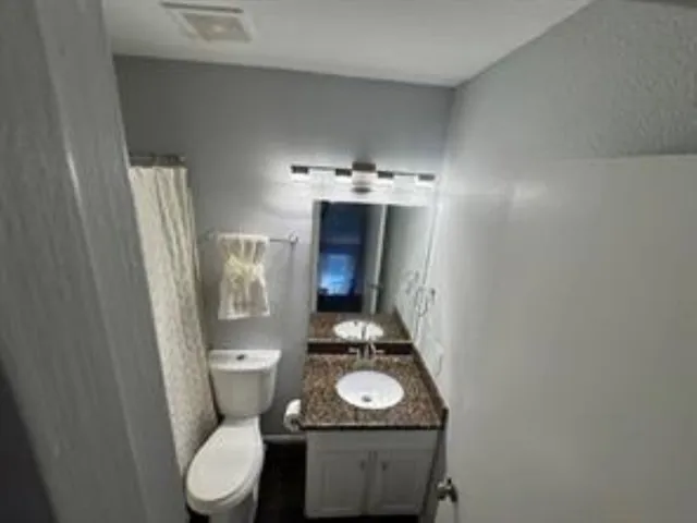 $159,900 | 2211 South Kirkwood Road, Unit 1, Houston, TX 77077