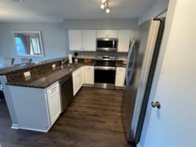 $159,900 | 2211 South Kirkwood Road, Unit 1, Houston, TX 77077