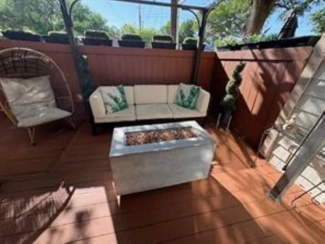 $159,900 | 2211 South Kirkwood Road, Unit 1, Houston, TX 77077