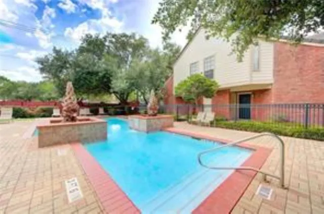 $159,900 | 2211 South Kirkwood Road, Unit 1, Houston, TX 77077