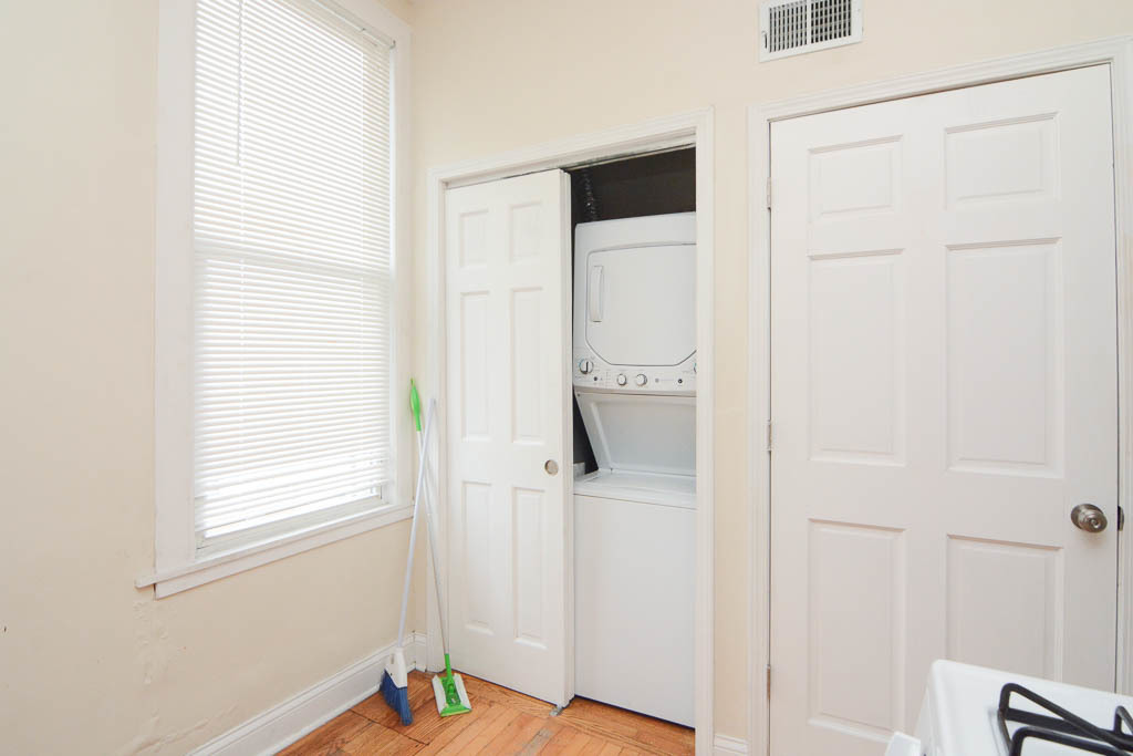 2347 West 24th Place, Unit 3R Chicago, IL 60608 - Photo 6 of 20
