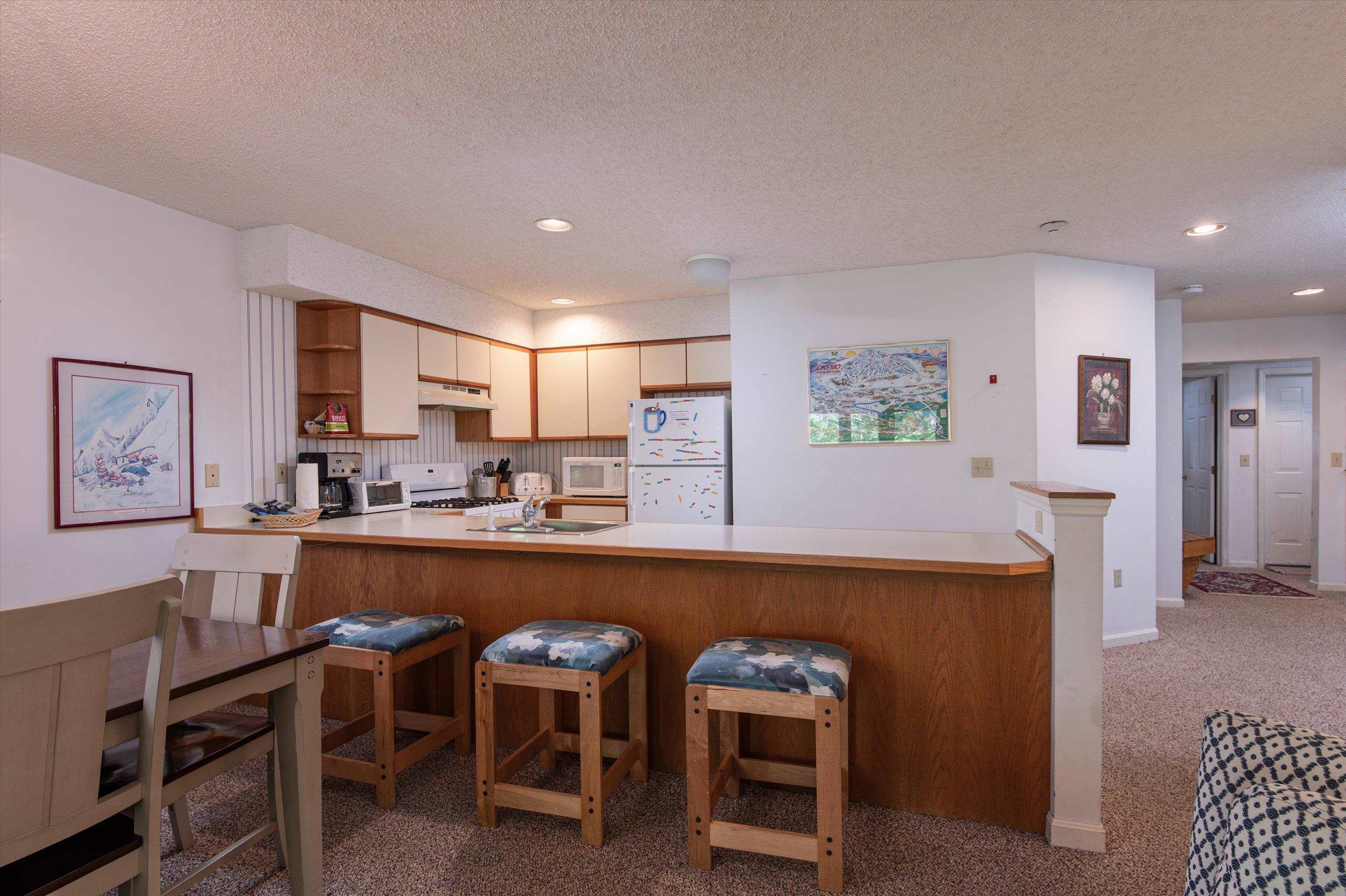 42 Harrison Lane, Unit M204 Ludlow, VT 05149 - Photo 7 of 37