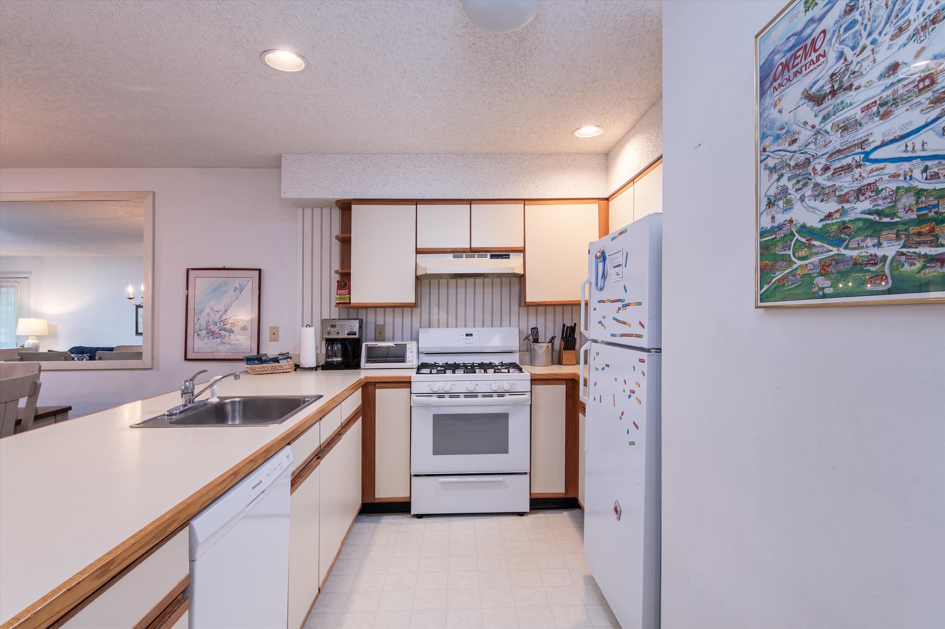 42 Harrison Lane, Unit M204 Ludlow, VT 05149 - Photo 10 of 37