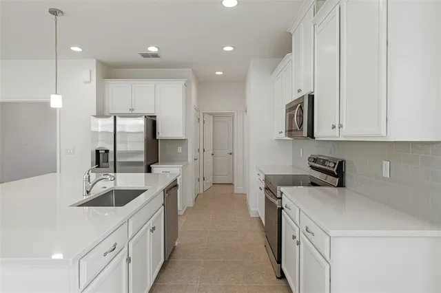 $2,800 | 7480 Wing Span Way, Harmony, FL 34773