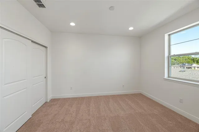 $2,800 | 7480 Wing Span Way, Harmony, FL 34773