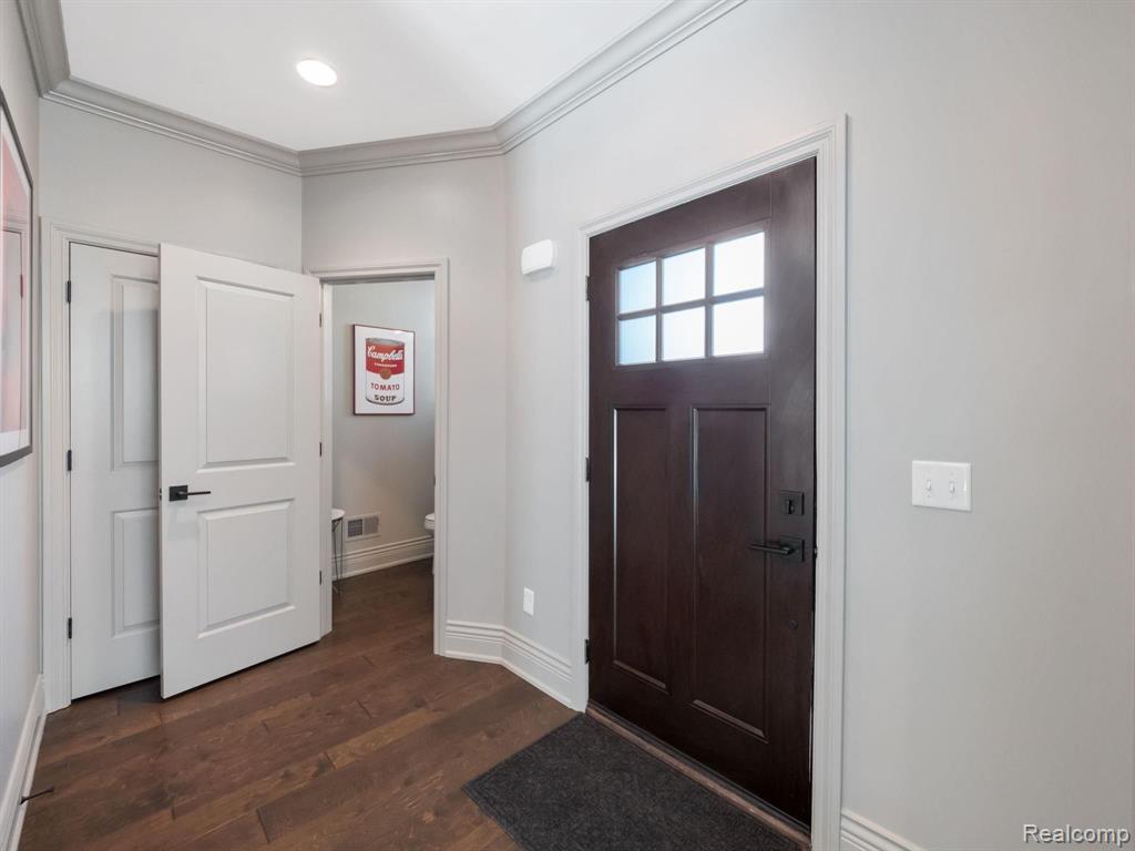 2834 Manchester Road Birmingham, MI 48009 - Photo 29 of 36