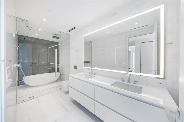 a view of balcony with city view