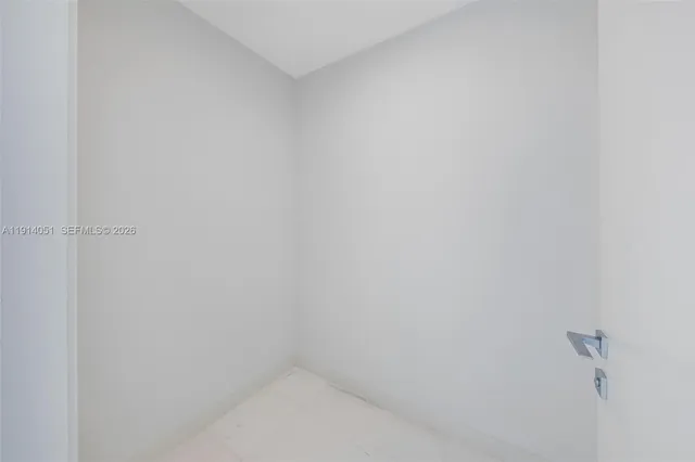 $2,325,000 | 300 Biscayne Blvd Way, Unit 3506W, Miami, FL 33131