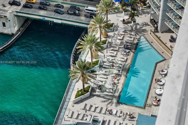 $2,325,000 | 300 Biscayne Blvd Way, Unit 3506W, Miami, FL 33131