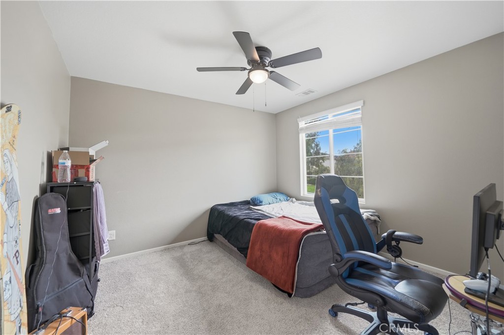 34308 Heather Ridge Road Lake Elsinore, CA 92532 - Photo 25 of 31