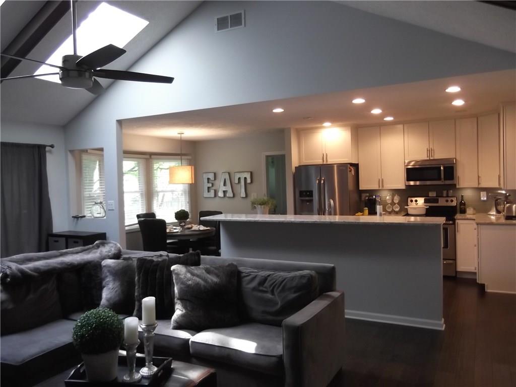 14009 Oak Ridge Road Carmel, IN 46032 - Photo 5 of 16 Gallery Image 5