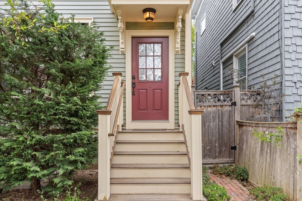 21 Decatur Street, Unit 1 Cambridge, MA 02139 - Photo 19 of 25 Gallery Image 19