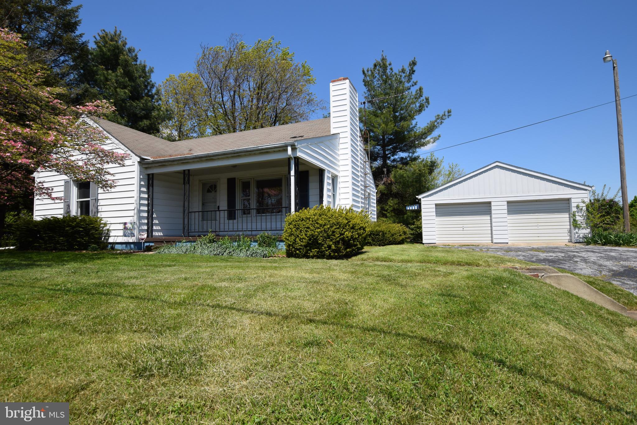 162 Hook Road Westminster, MD 21157 - Photo 2 of 44 Adorable Cape Cod with Detached 2 Car Garage