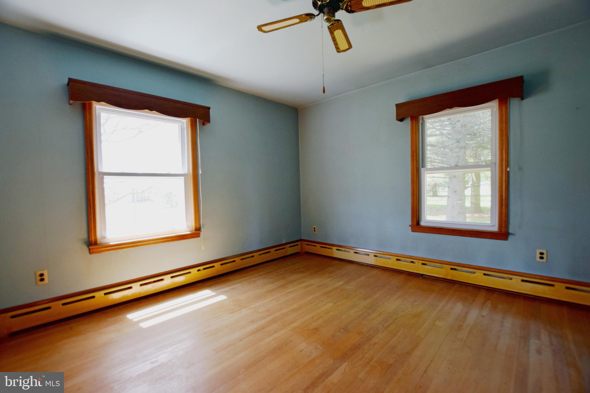 162 Hook Road Westminster, MD 21157 - Photo 21 of 44 Bedroom 2