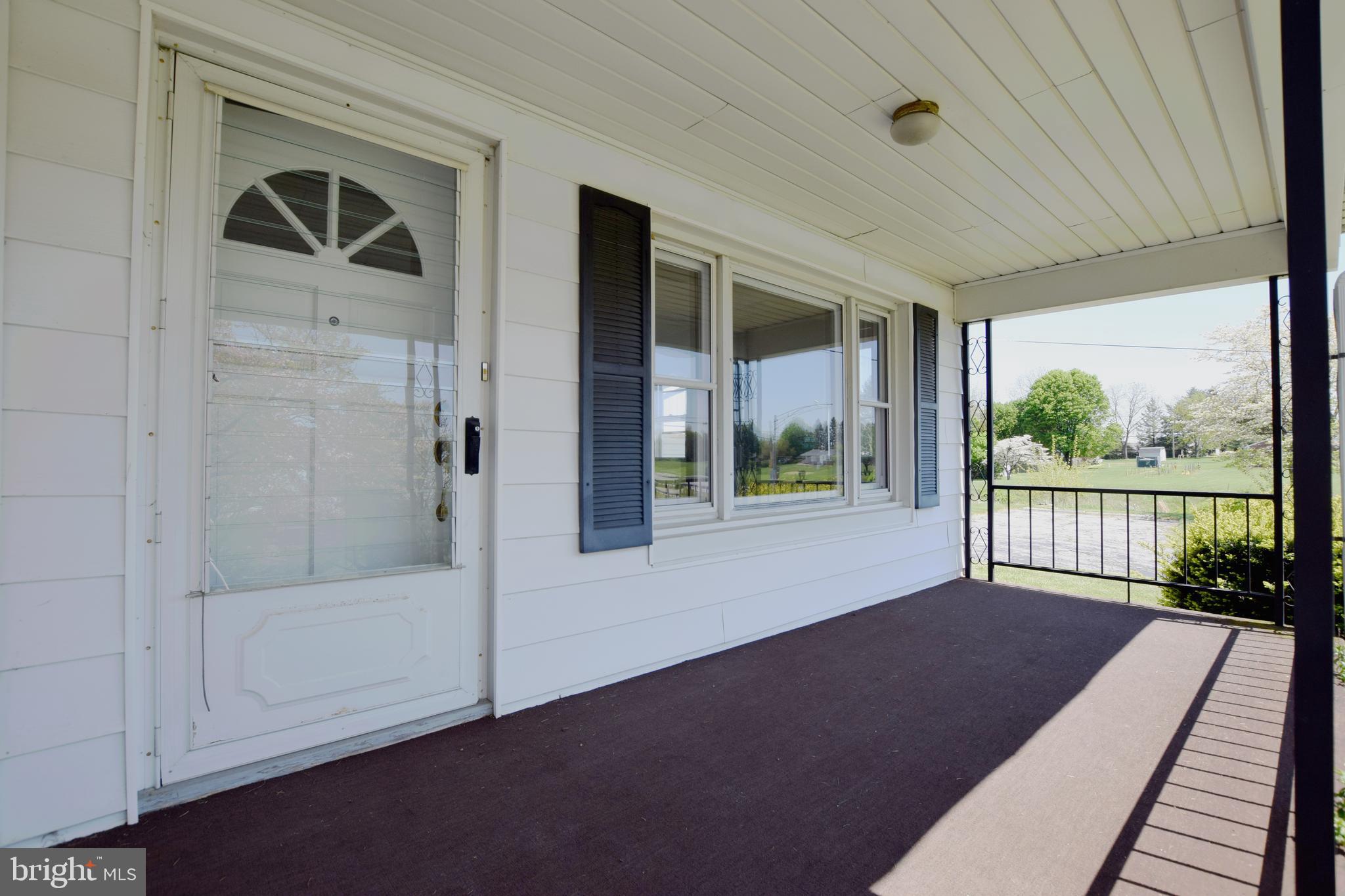 162 Hook Road Westminster, MD 21157 - Photo 4 of 44 Lovely Front Porch
