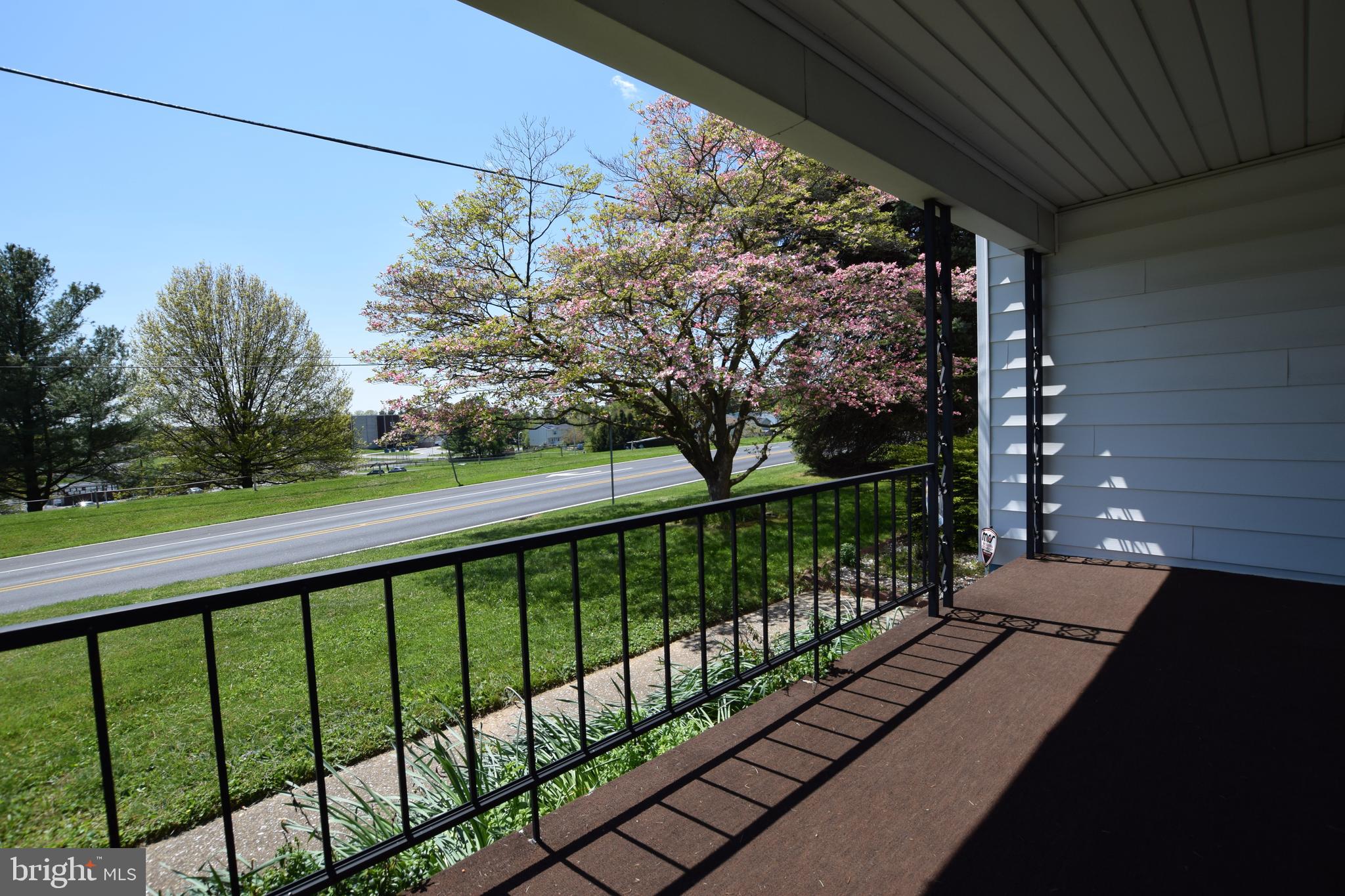 162 Hook Road Westminster, MD 21157 - Photo 6 of 44 Front Porch View