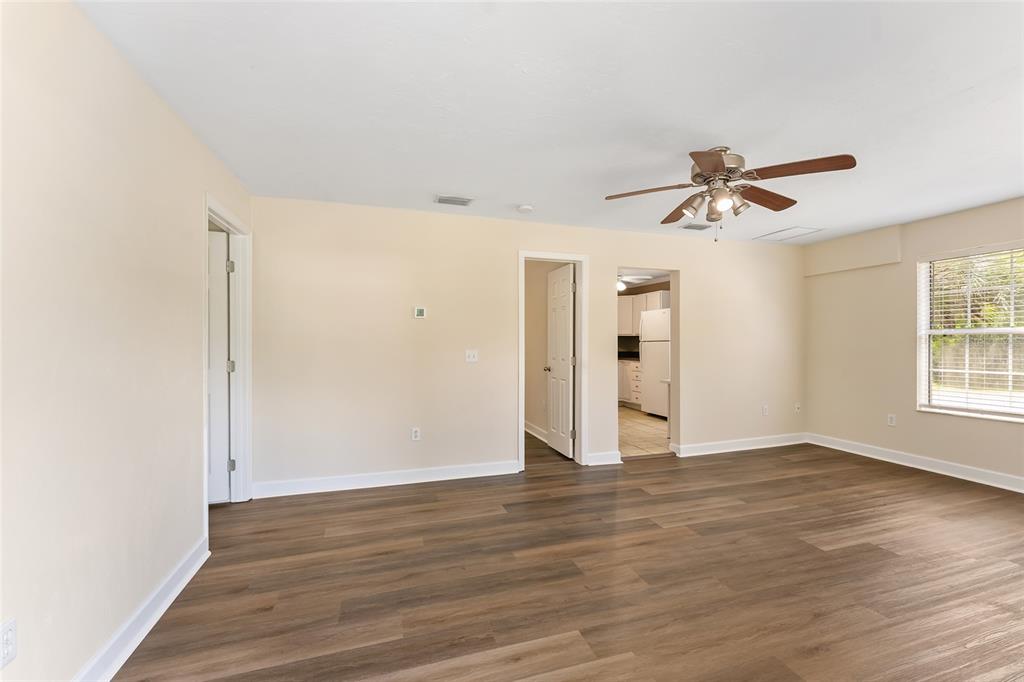 18673 Northwest 252nd Street High Springs, FL 32643 - Photo 2 of 40