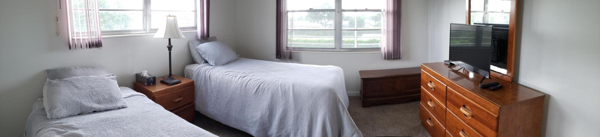 291 Suffolk F, Unit CORNER Boca Raton, FL 33434 - Photo 7 of 22 master bedroom