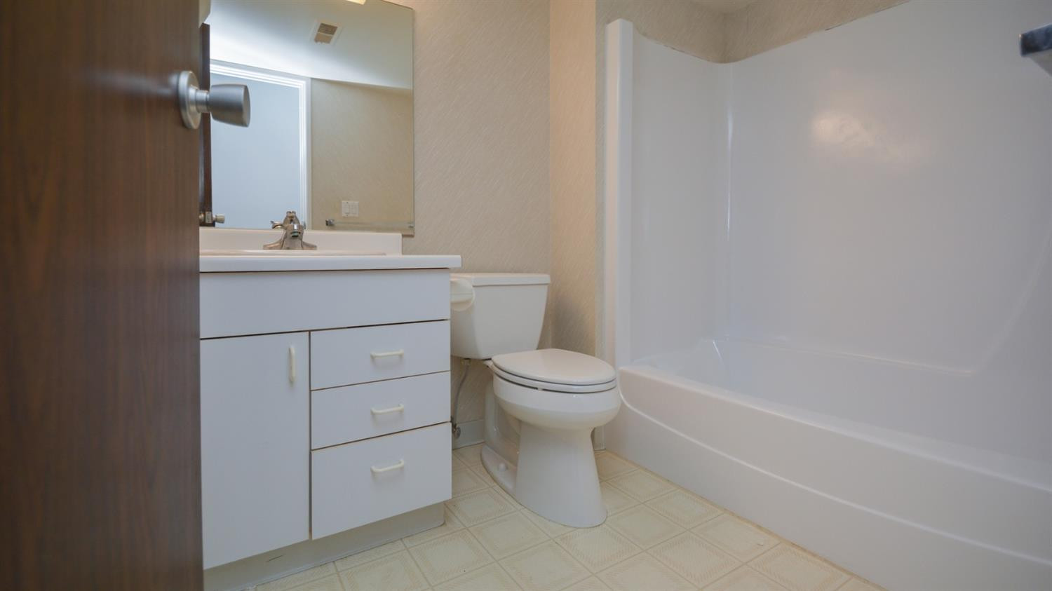 1255 South Maple Road, Unit 201 Ann Arbor, MI 48103 - Photo 13 of 36 Photo 13