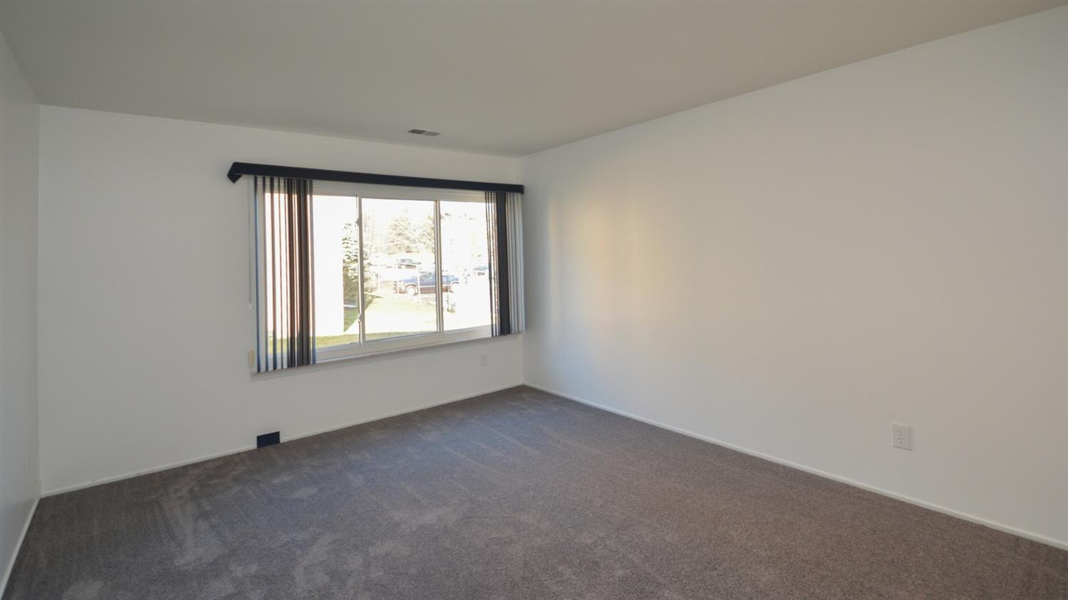 1255 South Maple Road, Unit 201 Ann Arbor, MI 48103 - Photo 18 of 36 Photo 18