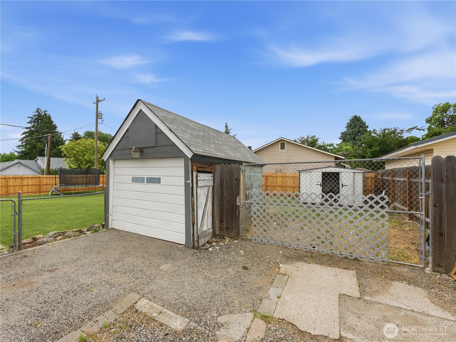 1335 9th Street Wenatchee, WA 98801 - Photo 3 of 40