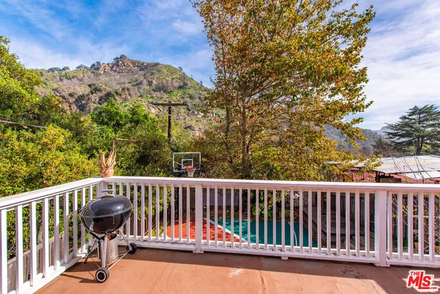 $1,099,000 | 19511 Sunken Trail, Topanga, CA 90290