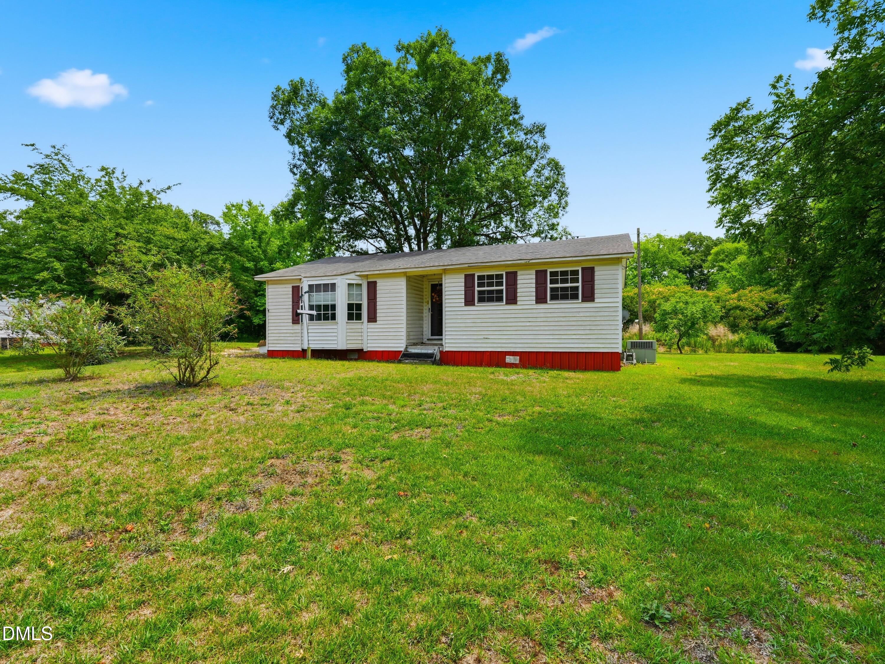 8508 Buffaloe Road Knightdale, NC 27545 - Photo 4 of 32 DSC06933