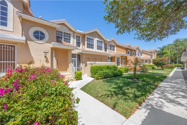 $2,000 | 13046 Amberley Court, Unit 602RA, Bonita Springs, FL 34135