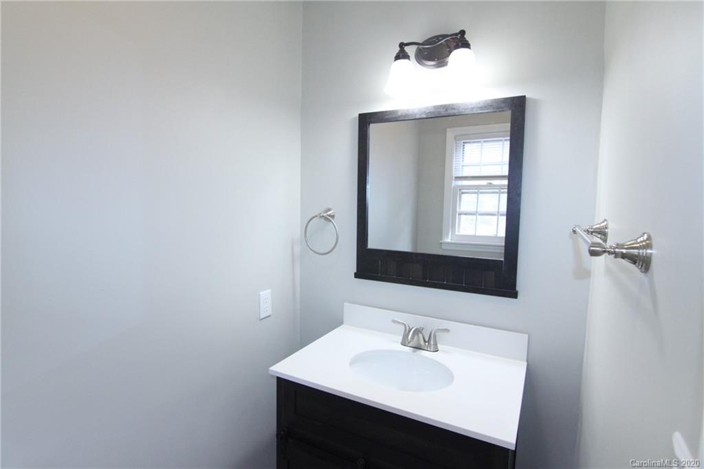 207 Redding Road Stanley, NC 28164 - Photo 32 of 45 Gallery Image 32