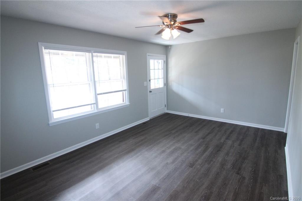 207 Redding Road Stanley, NC 28164 - Photo 5 of 45 Gallery Image 5