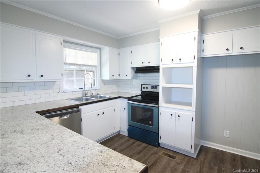 207 Redding Road Stanley, NC 28164 - Photo 10 of 45 Gallery Image 10
