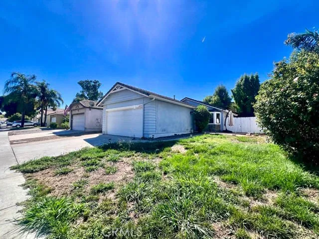 $2,500 | 27773 Moonridge Drive, Menifee, CA 92585