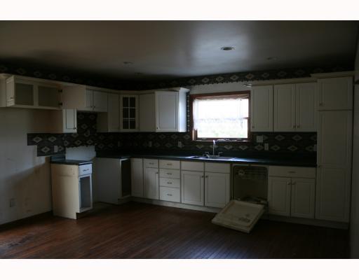 177 Harvey Road Sarver, PA 16055 - Photo 2 of 4 Kitchen.