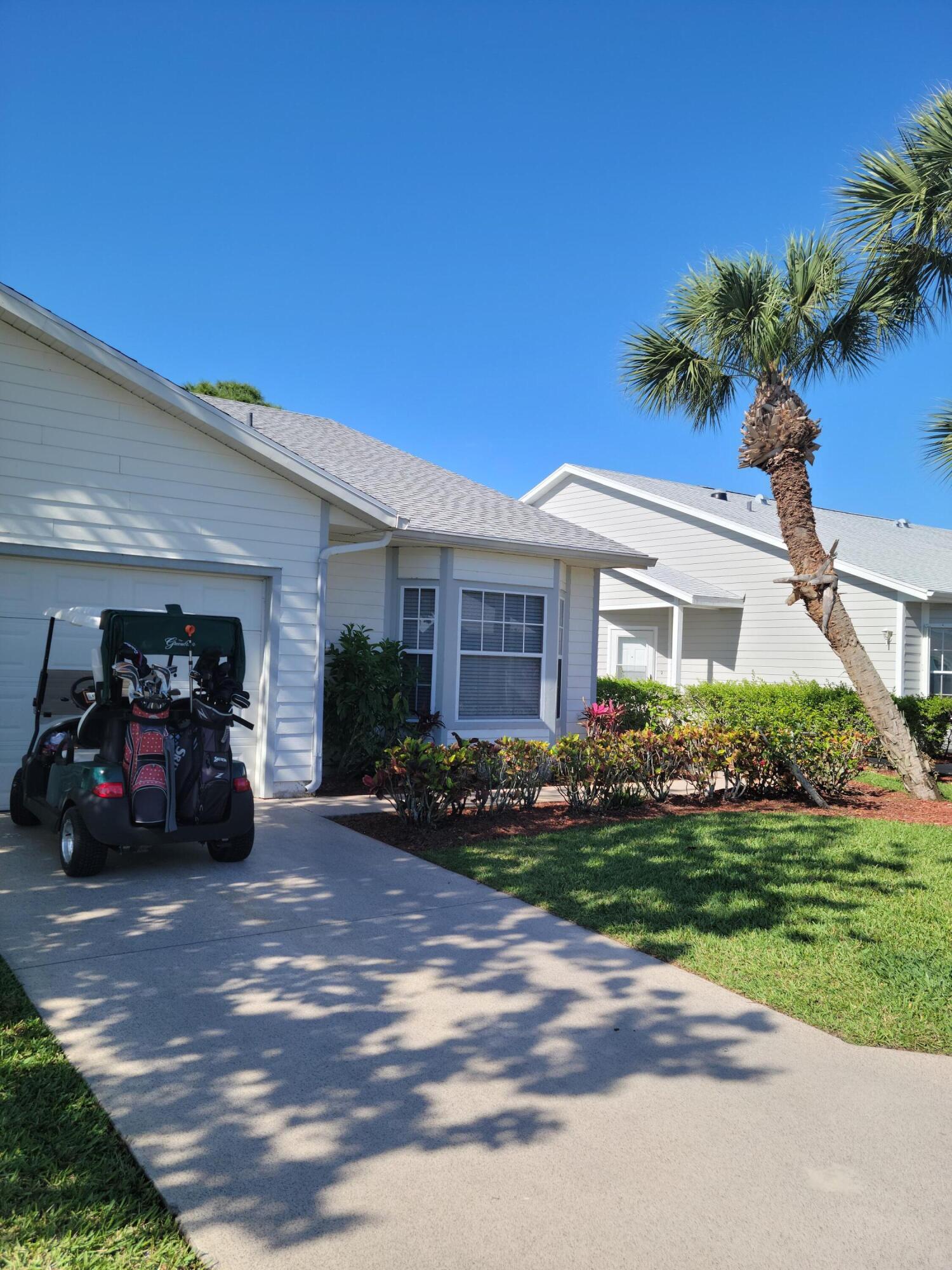 4013 Gator Trace Road Fort Pierce, FL 34982 - Photo 5 of 34 Exterior driveway