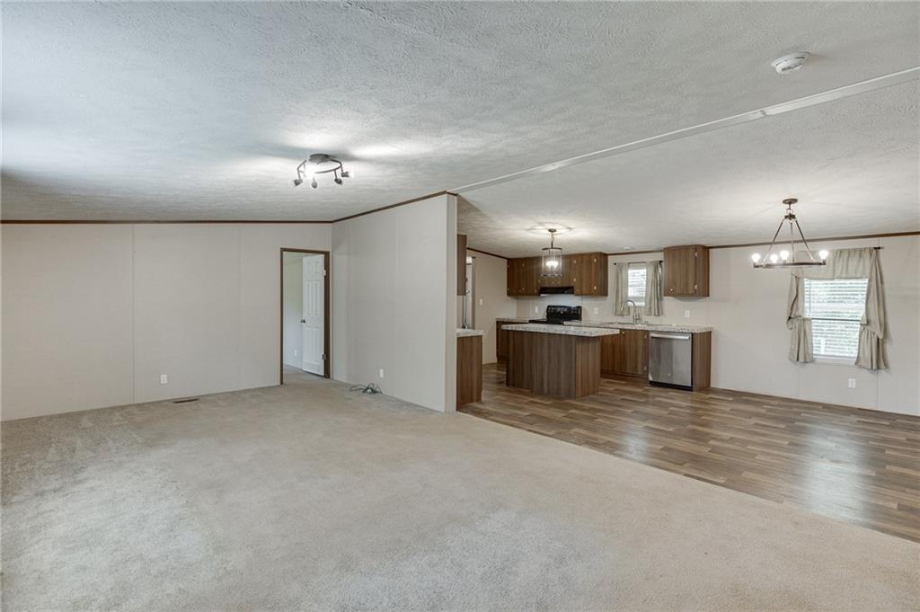 526 Silver Falls Road Cleveland, GA 30528 - Photo 5 of 41