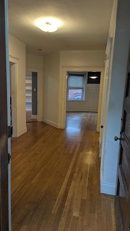 187 Winthrop Road, Unit 3 Brookline, MA 02445 - Photo 12 of 15