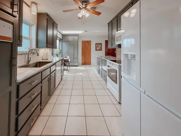 $335,900 | 4 Circle Drive, Teague, TX 75860