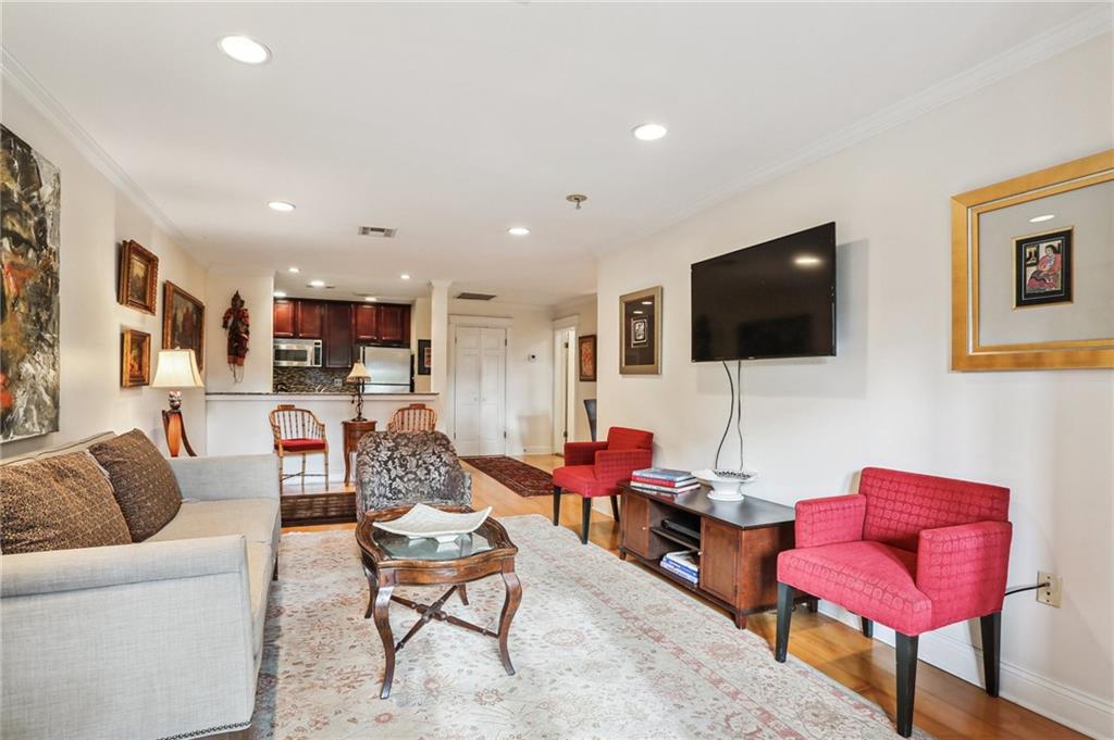 610 North Rampart Street, Unit F New Orleans, LA 70112 - Photo 6 of 16