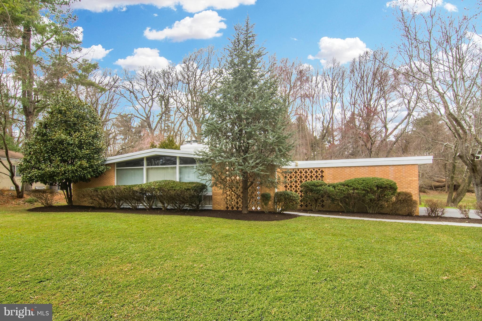 3408 Midfield Road Baltimore, MD 21208 - Photo 1 of 30 SPACIOUS BRICK RANCHER
