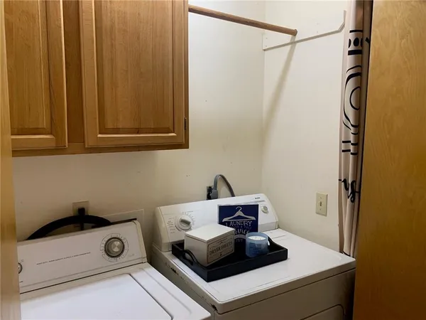 $349,000 | 3509 Robin Lane, St. Joseph, MO 64506