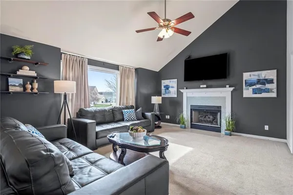 $349,000 | 3509 Robin Lane, St. Joseph, MO 64506
