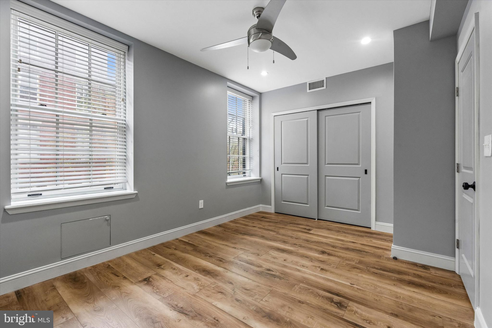 418 South 15th Street, Unit 2F Philadelphia, PA 19146 - Photo 10 of 16 a view of empty room with wooden floor and fan