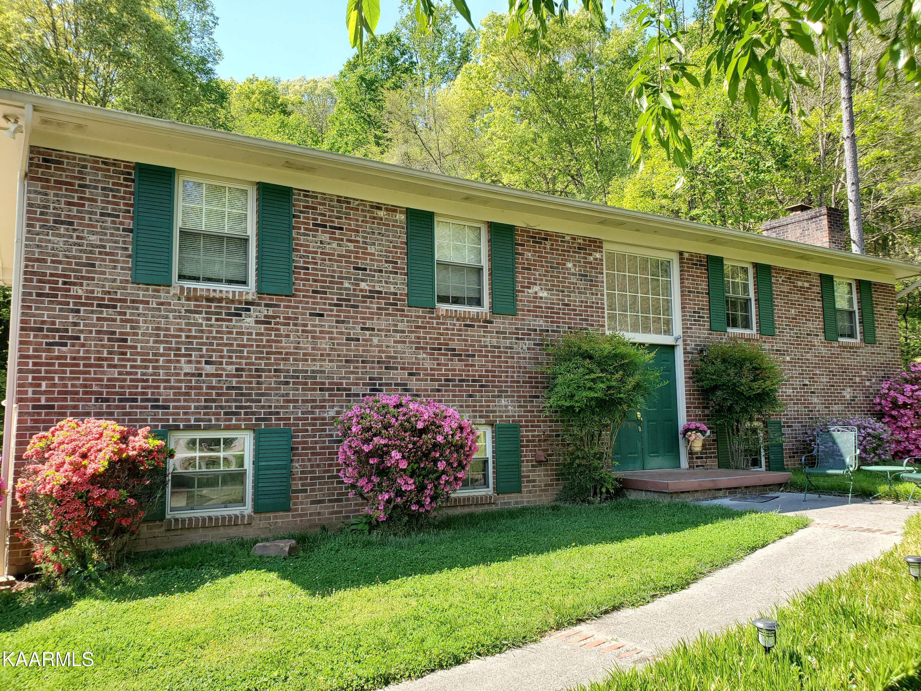 111 Tidewater Lane Oak Ridge, TN 37830 - Photo 1 of 37 20210420_154016