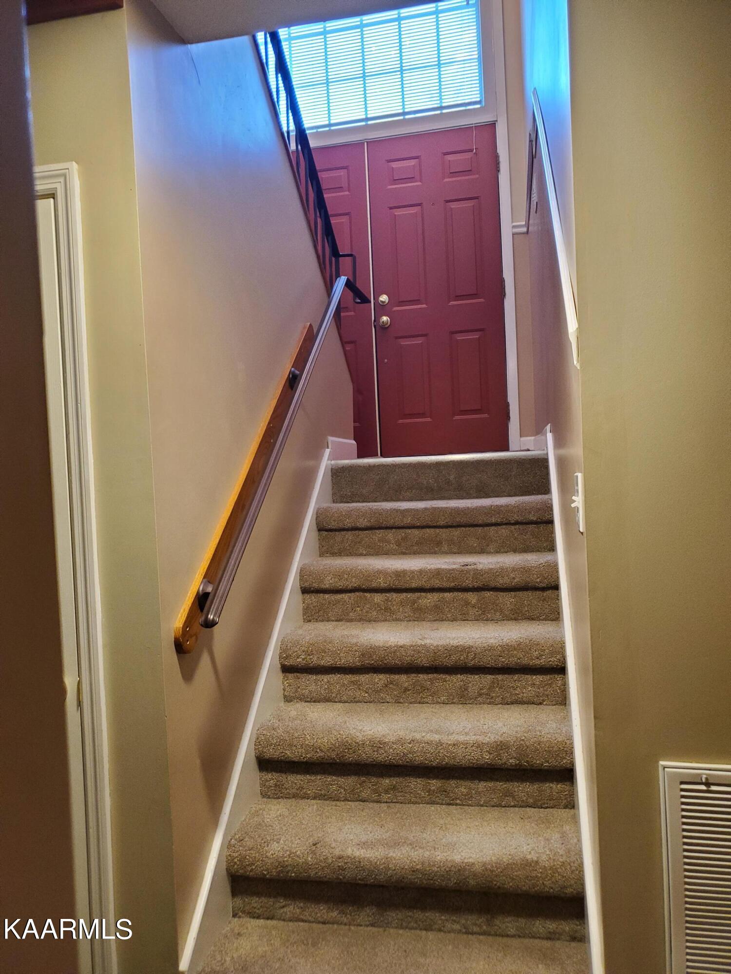 111 Tidewater Lane Oak Ridge, TN 37830 - Photo 17 of 37 20210514_184957 (1)