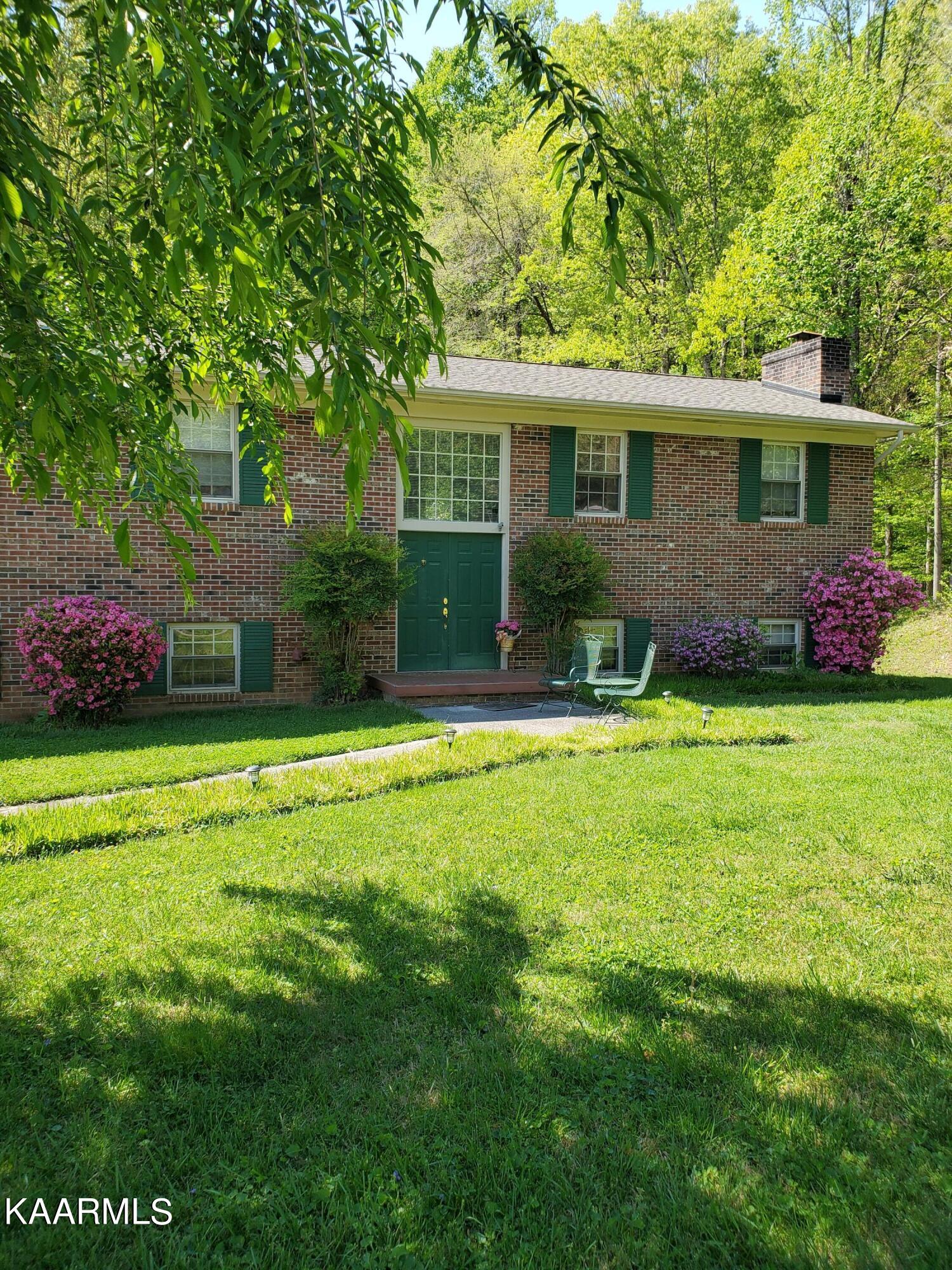 111 Tidewater Lane Oak Ridge, TN 37830 - Photo 2 of 37 20210420_153913